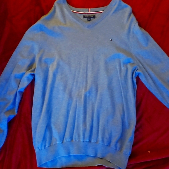 Tommy hillfigure V neck sweater - Picture 4 of 4